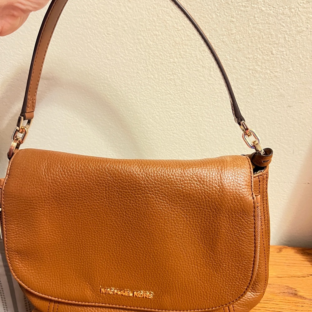Michael Kors Crossbody or Shoulder bag.